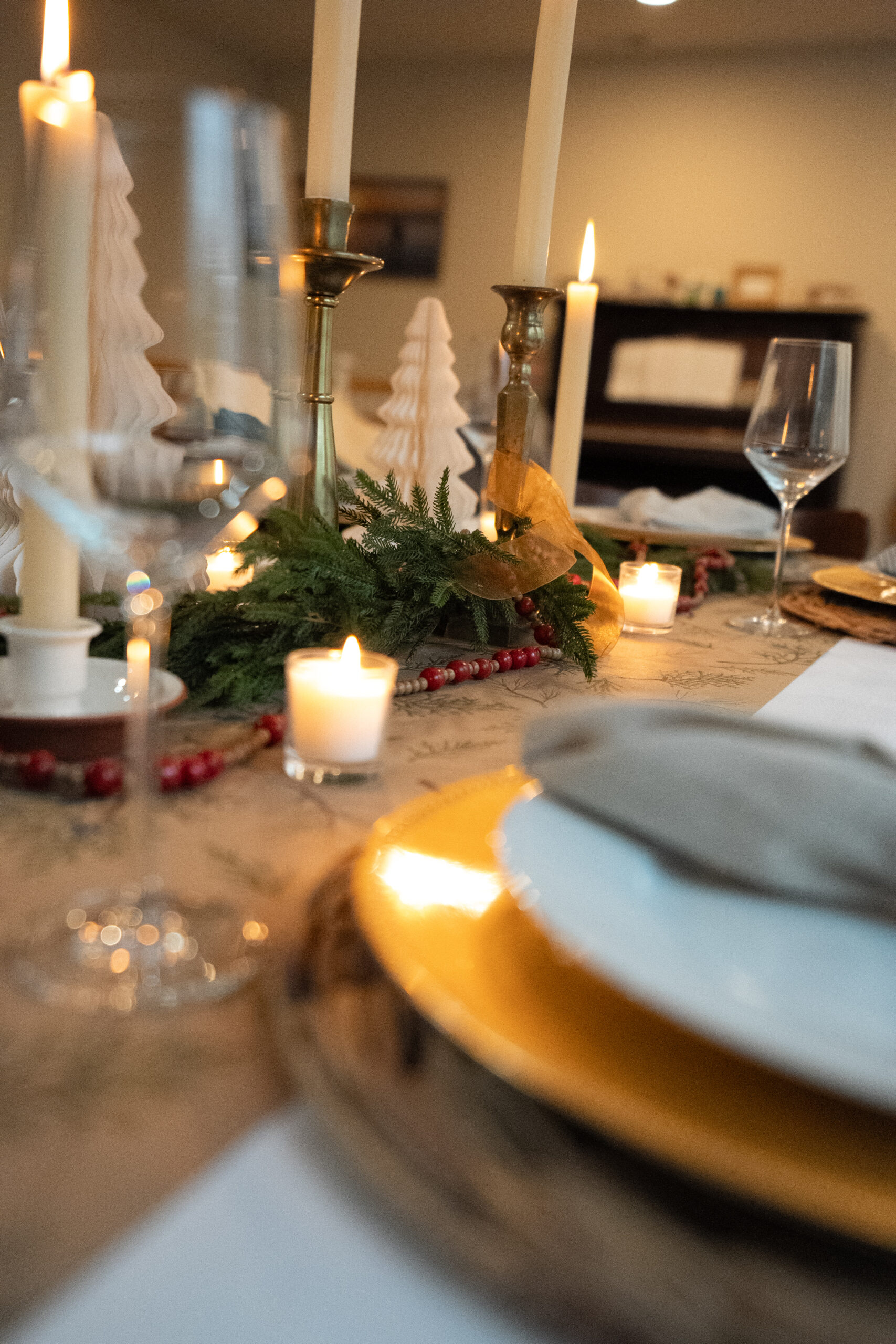 Festive holiday table setting.